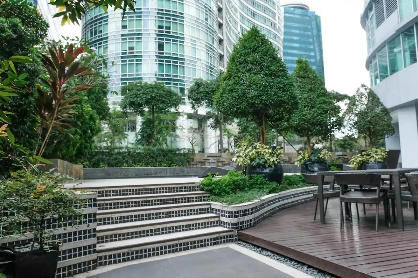 Apartment Jane In The City! In Avant, Bgc Manila